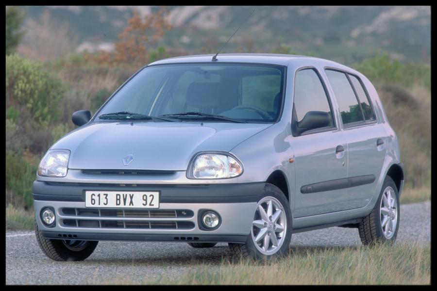  Renault Clio 1998 года  (фото 1 из 106)